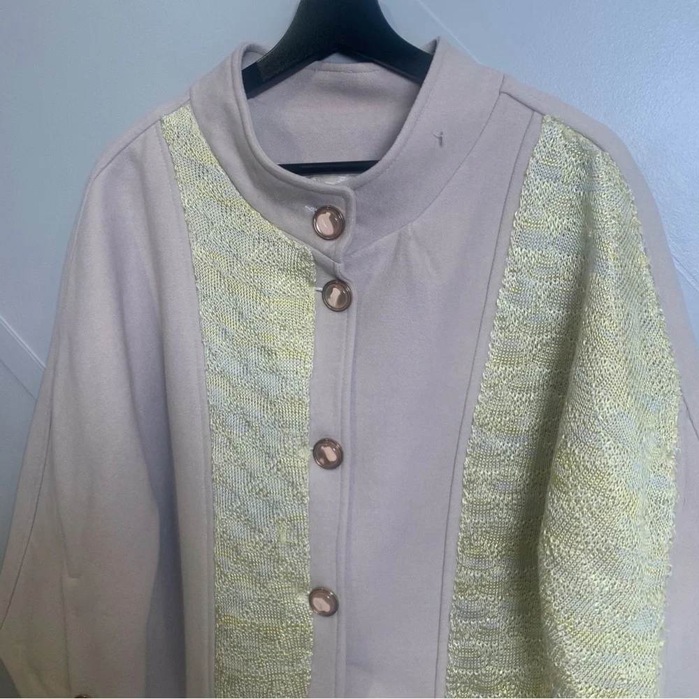 Italian Retro Beige Gold Yellow Fringe Jacket Size Large